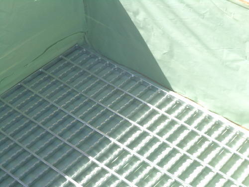 Galvanized Mild Steel Grating, Feature : Easy Handling, Superior Finishing, Elegant Looks, High Strength