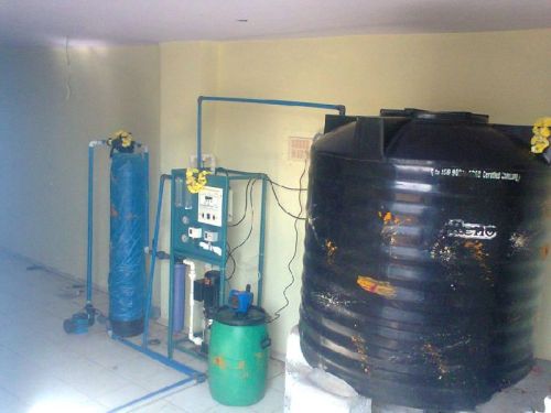 Electric Polished Metal Commercial Reverse Osmosis Plant