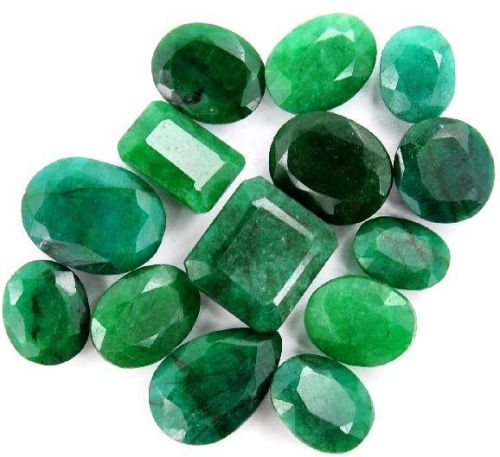 Cabochon Emerald Gemstones