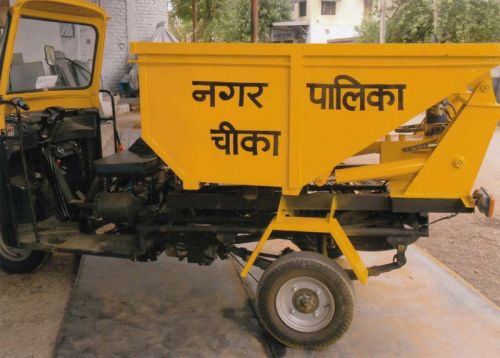 Metalic Zig Zag Polished Metal Three Wheeler Tipper, For Automobile Industry