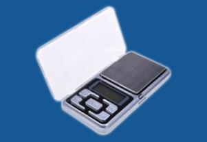 Electronic Pocket Balance, Capacity : 200g X 0.01g.