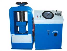 Hydraulic Compression Testing Machine, Capacity : 100 Ton