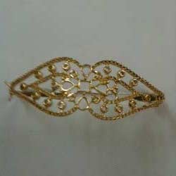Diamond Studded Gold Bracelet 001