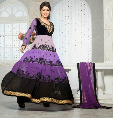 Dhanashree Wedding Wear Salwar Kameez, Size : Customized Size '42'