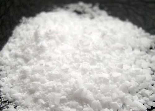 Stearic acid, Purity % : >99%