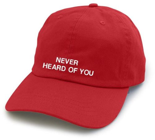 NEVER HEARD OF YOU DAD HAT, Packaging Type : red
