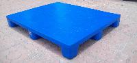 Molded Rackable Plastic Pallets