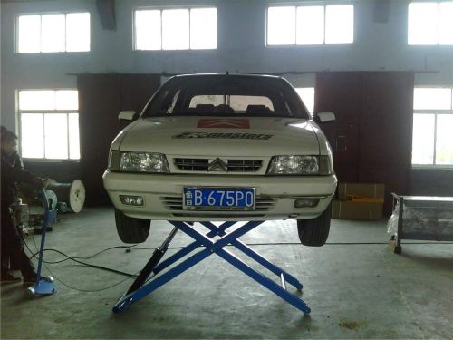 Portable Scissor Car Lifts, Brand Name : LFT