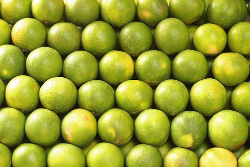 Common Fresh Sweet Lime, Color : Green With Yellow Tinge