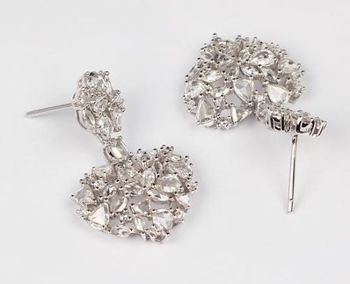 18k White Gold Diamond Hoop Earrings With Mpv Setting