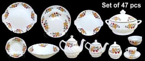 Ceramic Dinner Set, For Home Use, Hotels, Restaurant, Feature : Durable, Dust Proof