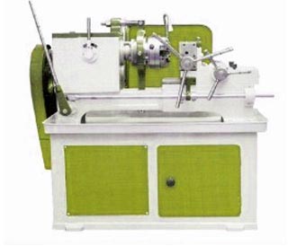 Bed Type Pipe & Bolt Threading Machine