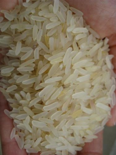 Long grain parboiled rice