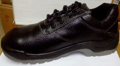 Synthetic Leather Safety Shoes, Feature : Water Resistant, Oil Resistant