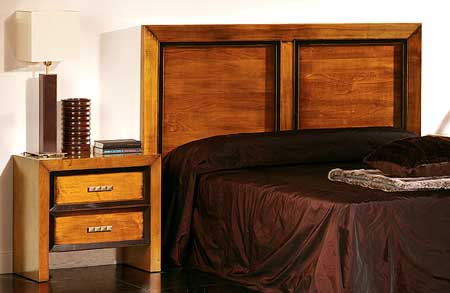 Sheesham Wood Bed Antique for Home, Hotel