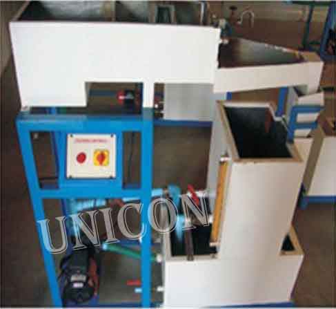 UNICON Discharge Over Notches Apparatus