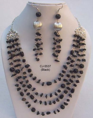 Glass Bead Necklace Set (CJ-5537 Black), Gender : Women