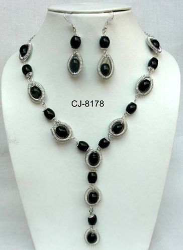 Glass Bead Necklace Set (CJ-8178), Gender : Women