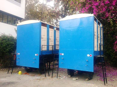 Non Polished FRP Mobile Toilet Van, For Commercial Use, Domestic Use, Industrial Use, Size : 10ft