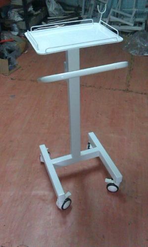 Square Metal Medical Cart, For Clinical Use, Hospitals Use, Feature : High Quality