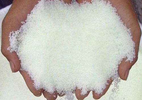 Urea Granules Application : For Agriculture Industries