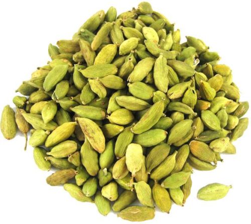 Green cardamom pods