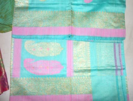 Munga Katan Kadua Buti Saree