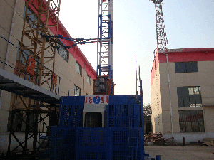 Building Hoist - (sc200/200)