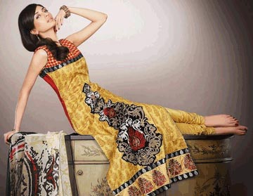 Pakistani Lawn Suits