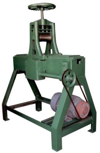 GAMA Cricket Bat Pressing Machine