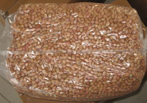 Peanut kernel 40/60, Packaging Type : red