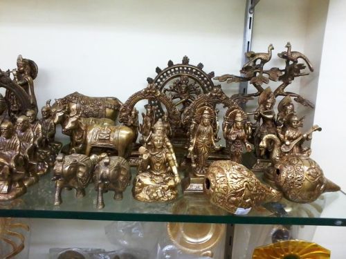 Decorative Metal Statues