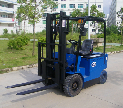 Counterbalanced Electric Forklift