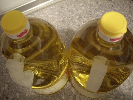 Cooking oil, Material : Soybean
