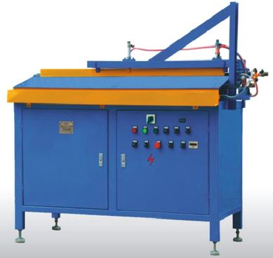 Tube Feeding Machine