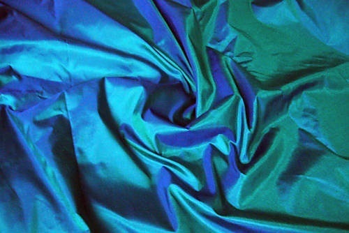 Taffeta Silk Fabric, For Bedsheets, Dress, Garments, Style : Plain