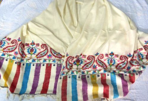 Embroidered Jamawar Shawls, Feature : Comfortable, Easily Washable, Impeccable Finish