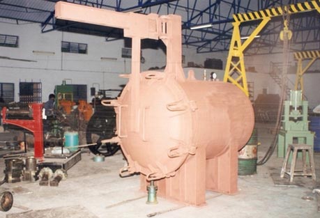 Horizontal Semi- Round Rubber Vulcanizer