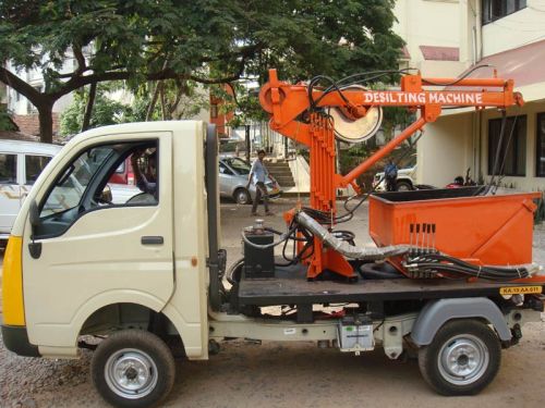 Manhole Desilting Machine