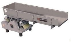Vibrating Feeder, Capacity(Tons) : 8-10 Tons
