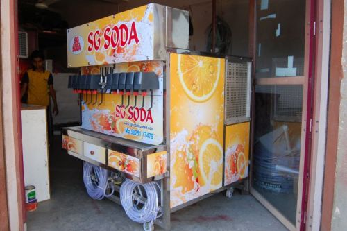 10+3 Soda Fountain Machine, Voltage : 220V/50Hz