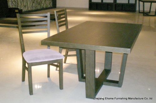 De from Oak veneer dining table