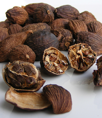 Black cardamom, Moisture : 10%