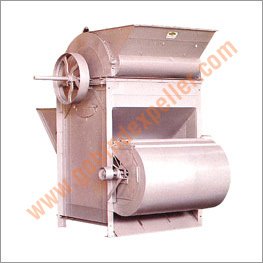 Groundnut Decorticator Machine