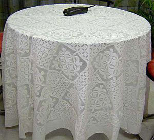 Round Tablecloths