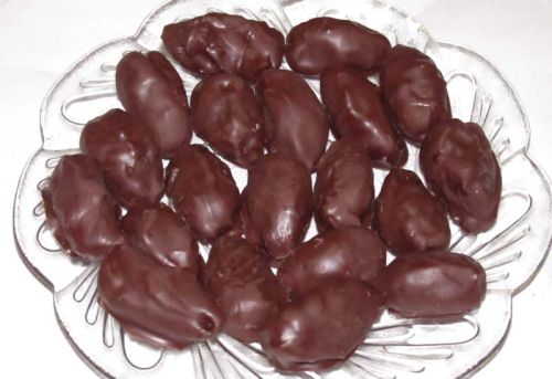 Common Chocolate Coated Dates, Feature : Delectable Taste Flavor, Freshness