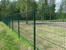 Welded Wire Fences for sieving grain.