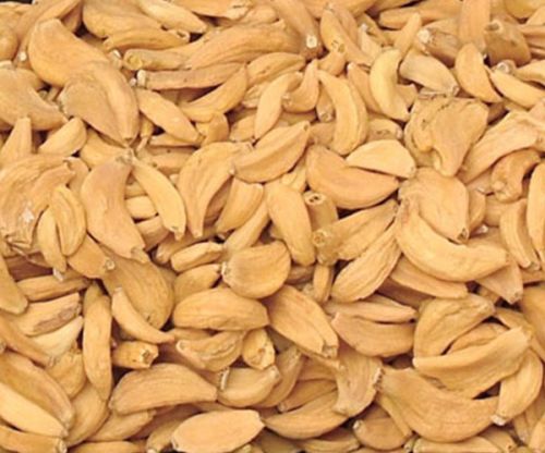 Dehydrated garlic flakes, Application : Cooking, Spices,Human Consumption