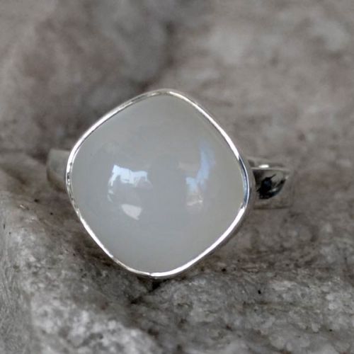 4.4 GM White Moonstone Gem Stone 925 Sterling Original Silver Ring