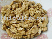 Walnut kernels
